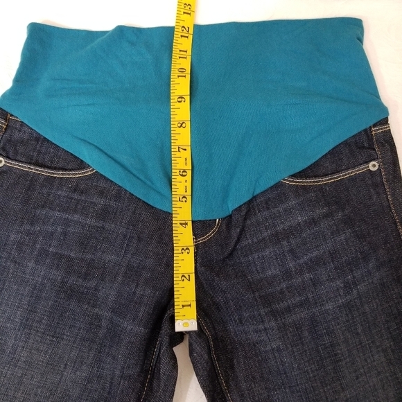 𝅺"live your life" Maternity jean capris - Picture 7 of 9